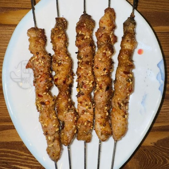 烤猪肉串5串 / свиной шашлык на шпажках