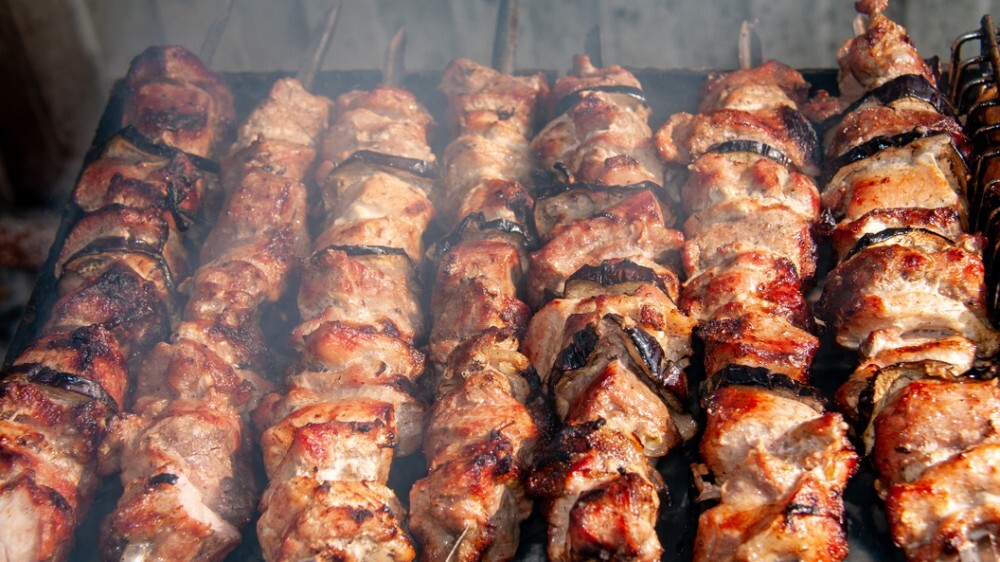 Шашлык со свиной мякотью 1кг.