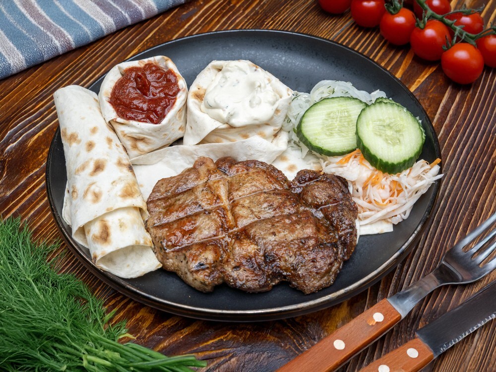 Стейк из свиной шеи