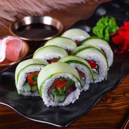 Большой и зелёный