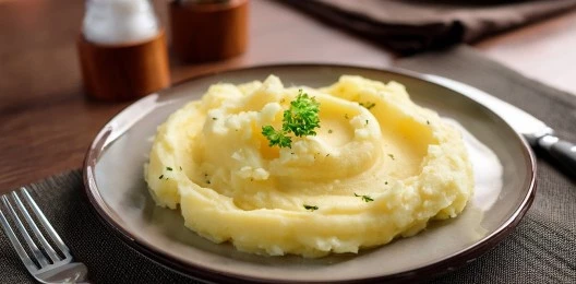 Картофельное пюре с подливкой