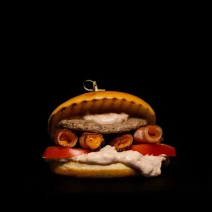 Бабка в Беконе