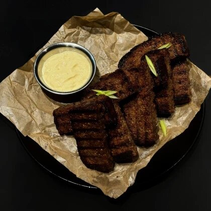 Чесночные гренки с соусом тар - тар