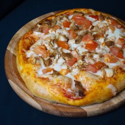 Пицца «Цыплёнок Помидорами»