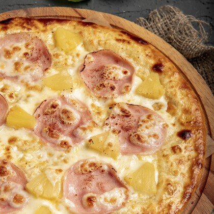 ХАЧАПИЦЦА С ВЕТЧИНОЙ
И АНАНАСАМИ