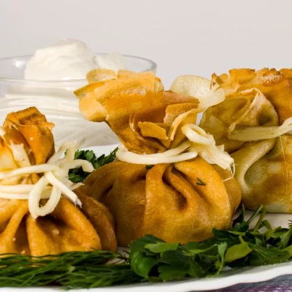 Мешочки с грибами и зеленью