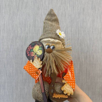 Домовой с ложкой