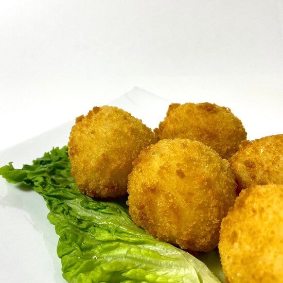 Рисовые шарики с креветкой и соусом Манго-чили