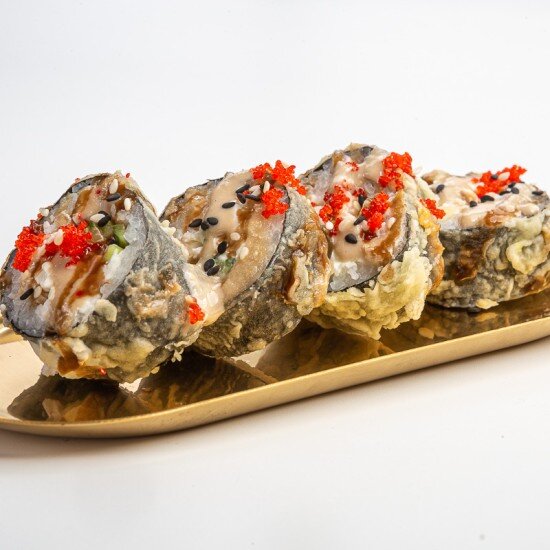 Жареный ролл со снежным крабом