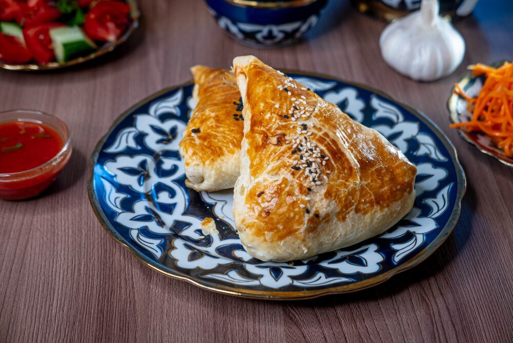 Самса в духовке (говядина) с доставкой
