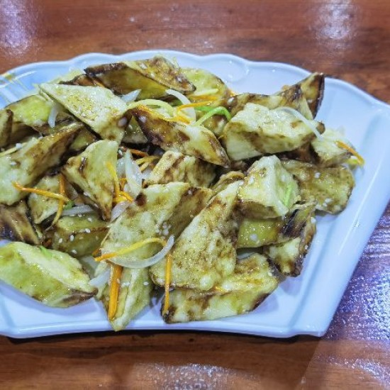 风味茄子 / Жареный баклажан в сладковатом соусе