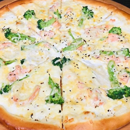 Пицца «Семга и брокколи»