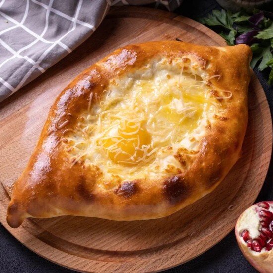 Хачапури по-аджарски