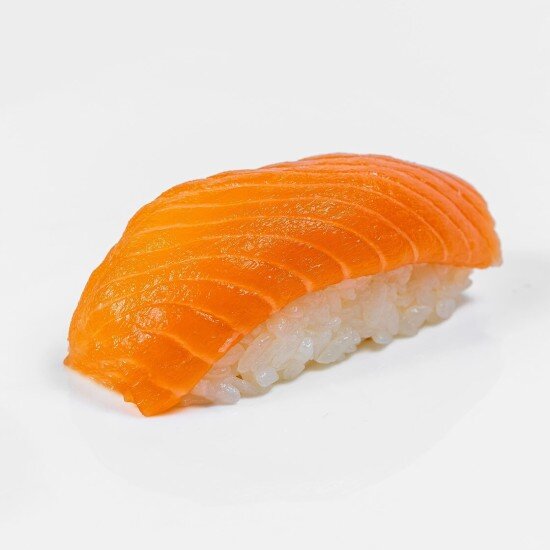 Суши с лососем