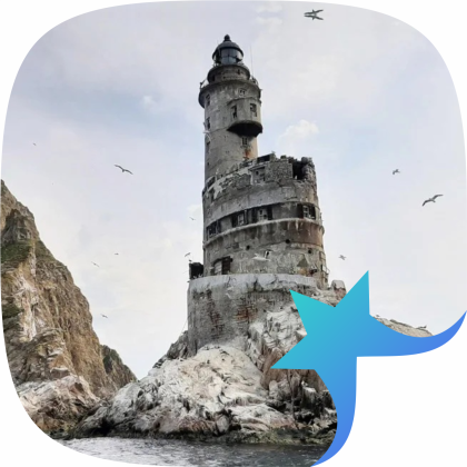 Маяк с крабом