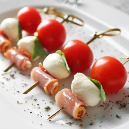 Канапе с салями