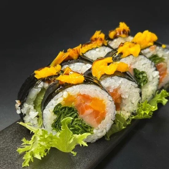 ролл MANGO Salmone