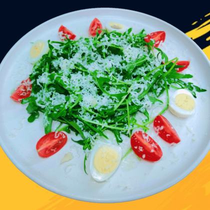 Салат с рукколой