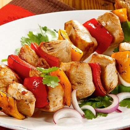 Шашлычная тарелка из куриного филе