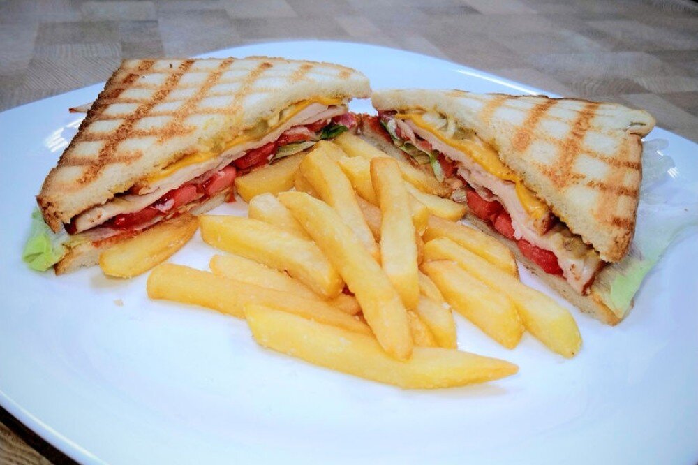 Клаб-сэндвич с курицей