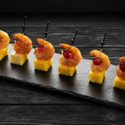 Канапе с креветкой