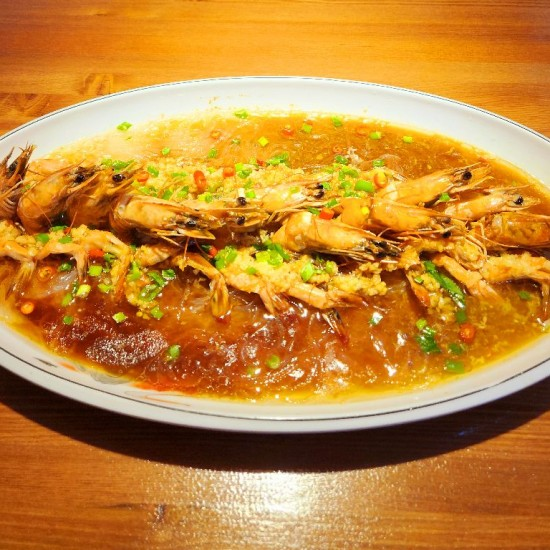 蒜蓉粉丝大虾12个 / Рисовая лапша с креветками в чесночном соусе