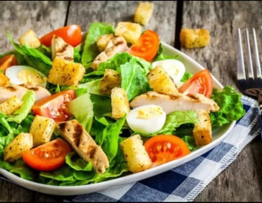 Цезарь с курицей