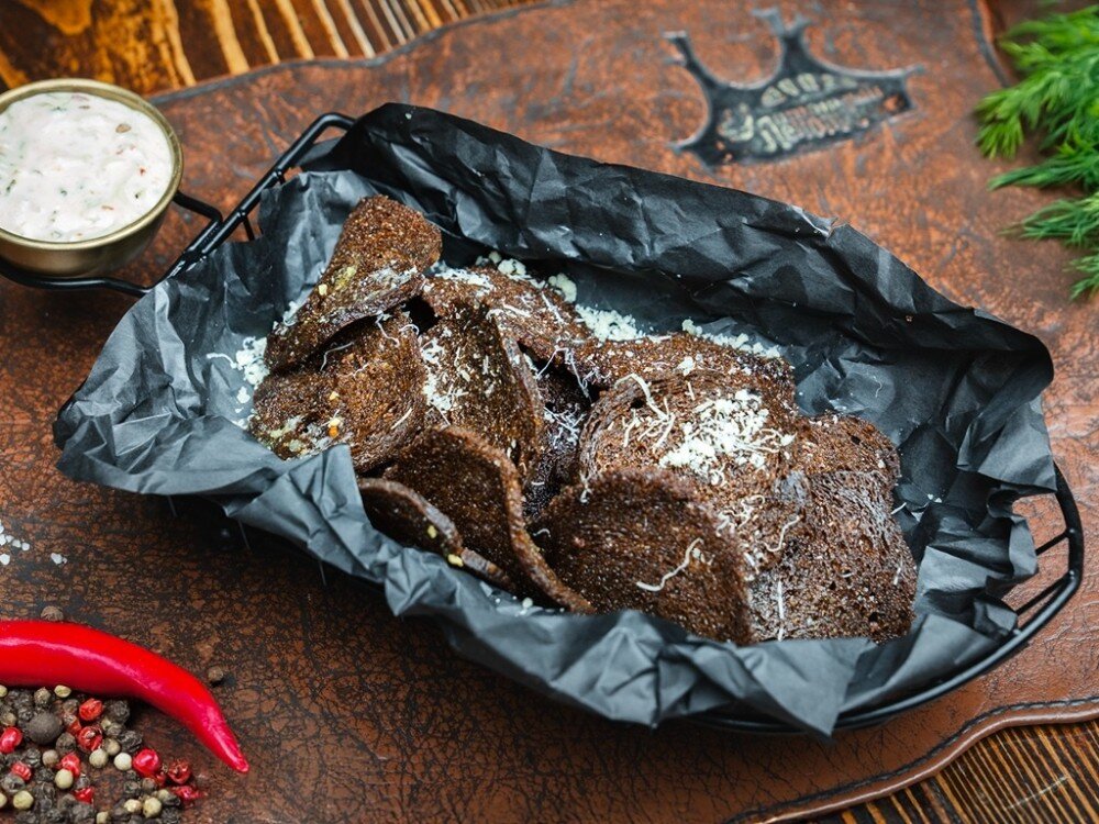 Гренки с пармезаном