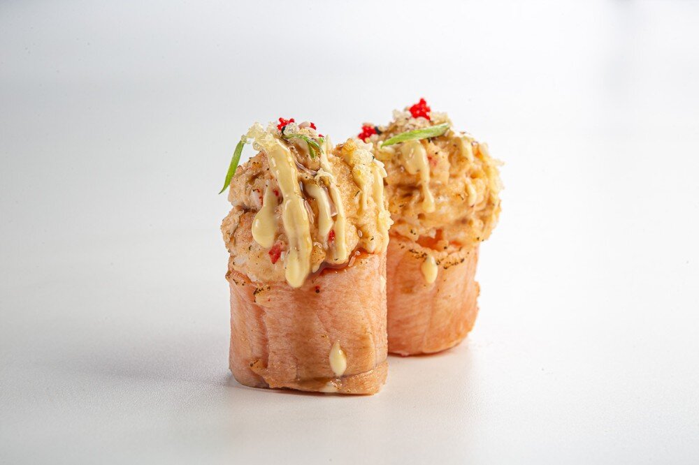 Половинка Фудзи с креветкой