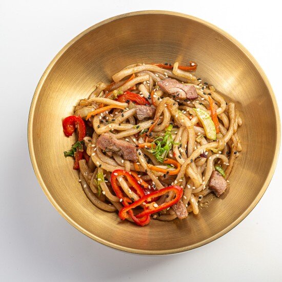 Удон со свининой