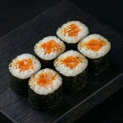 Ролл Саке маки