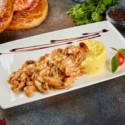 Пюре с курицей и грибами