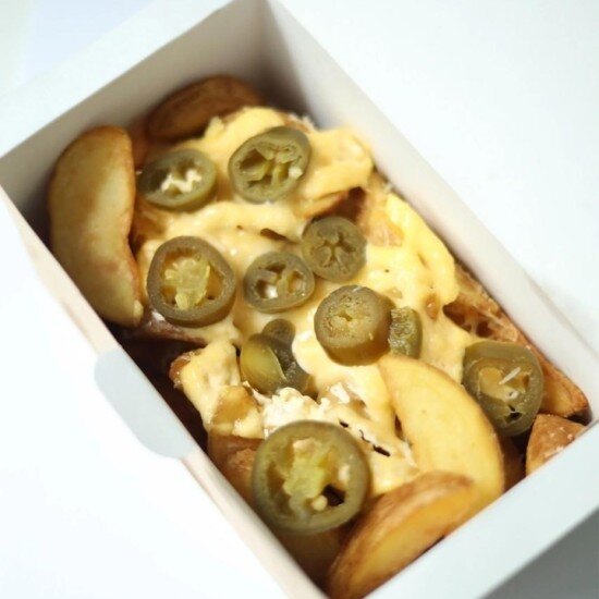 Картошка по Деревенски под сыром перчиком халапеньо