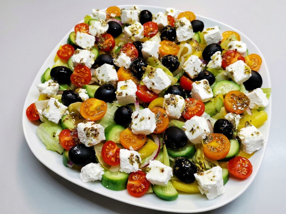 Салат греческий