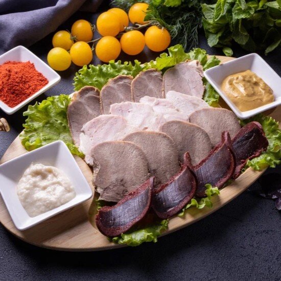 Ассорти мясное