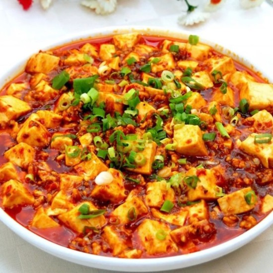 麻婆豆腐 / Мапо Тофу (соевый сыр в остром соусе)