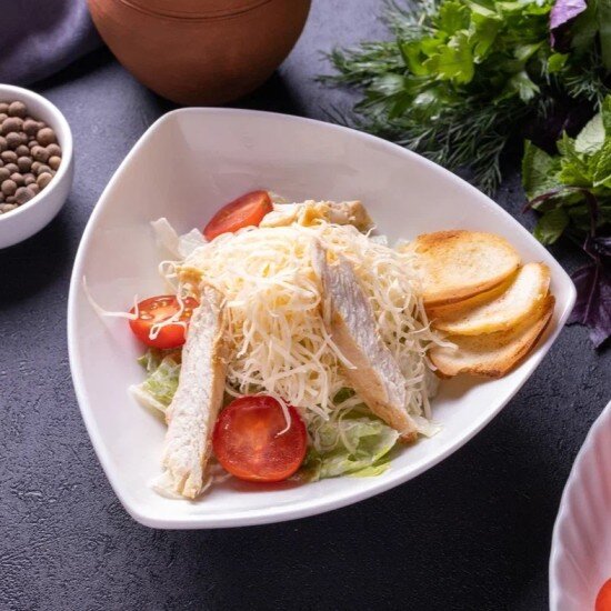 Салат «Цезарь» с курицей