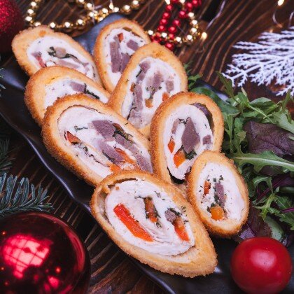 Рулет темпура с языком