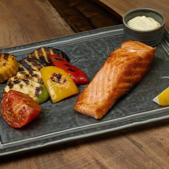 Стейк Форели с соусом Лимонграда