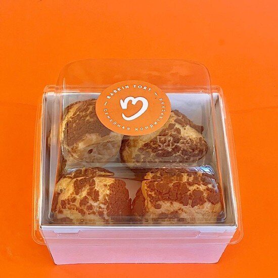 Шу с шоколадным кремом