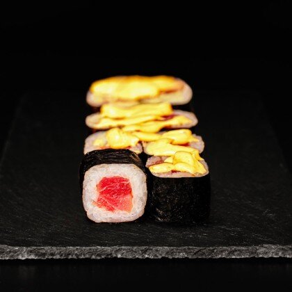 Мак с тунцом