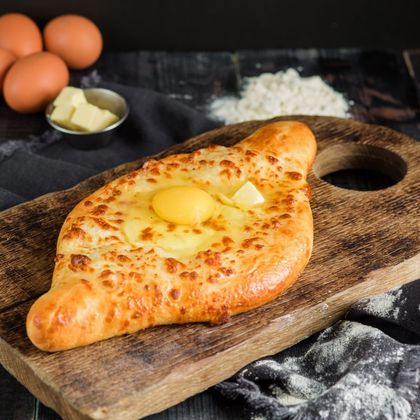 Хачапури по-аджарски