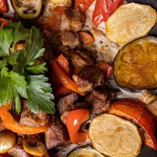 Садж из бараньей мякоти