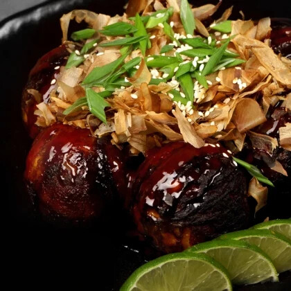 Тако яки /пончики с осьминогом/